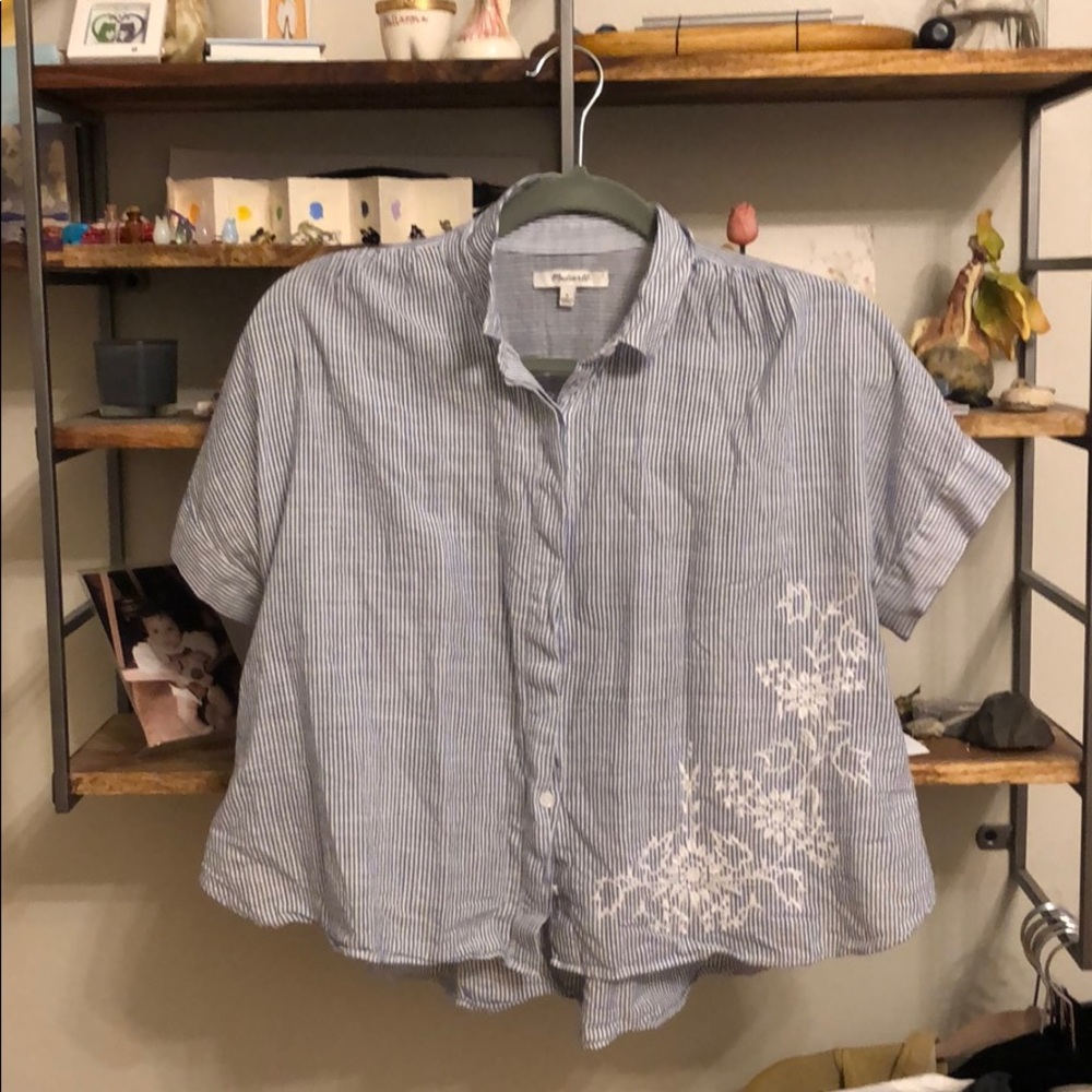 Madewell cropped and crochet button down